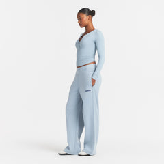 COTTON FLEECE DOUBLE WAISTBAND PANT WITH EMBOSSED LOGO | FOG