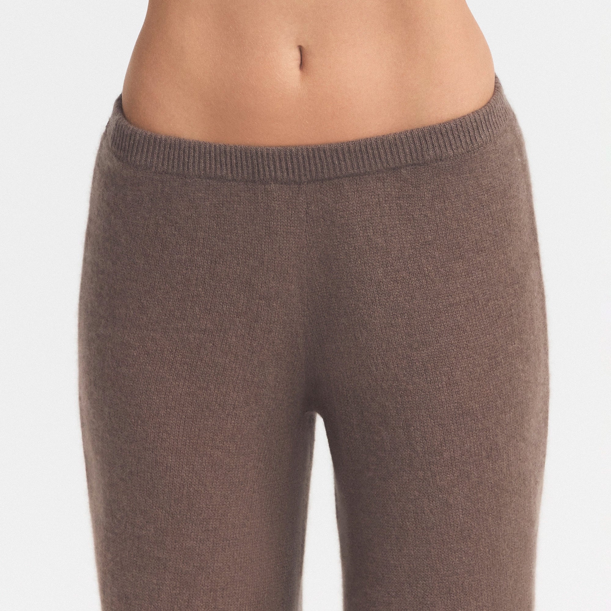 AIRY CASHMERE JOGGER | AMETHYST