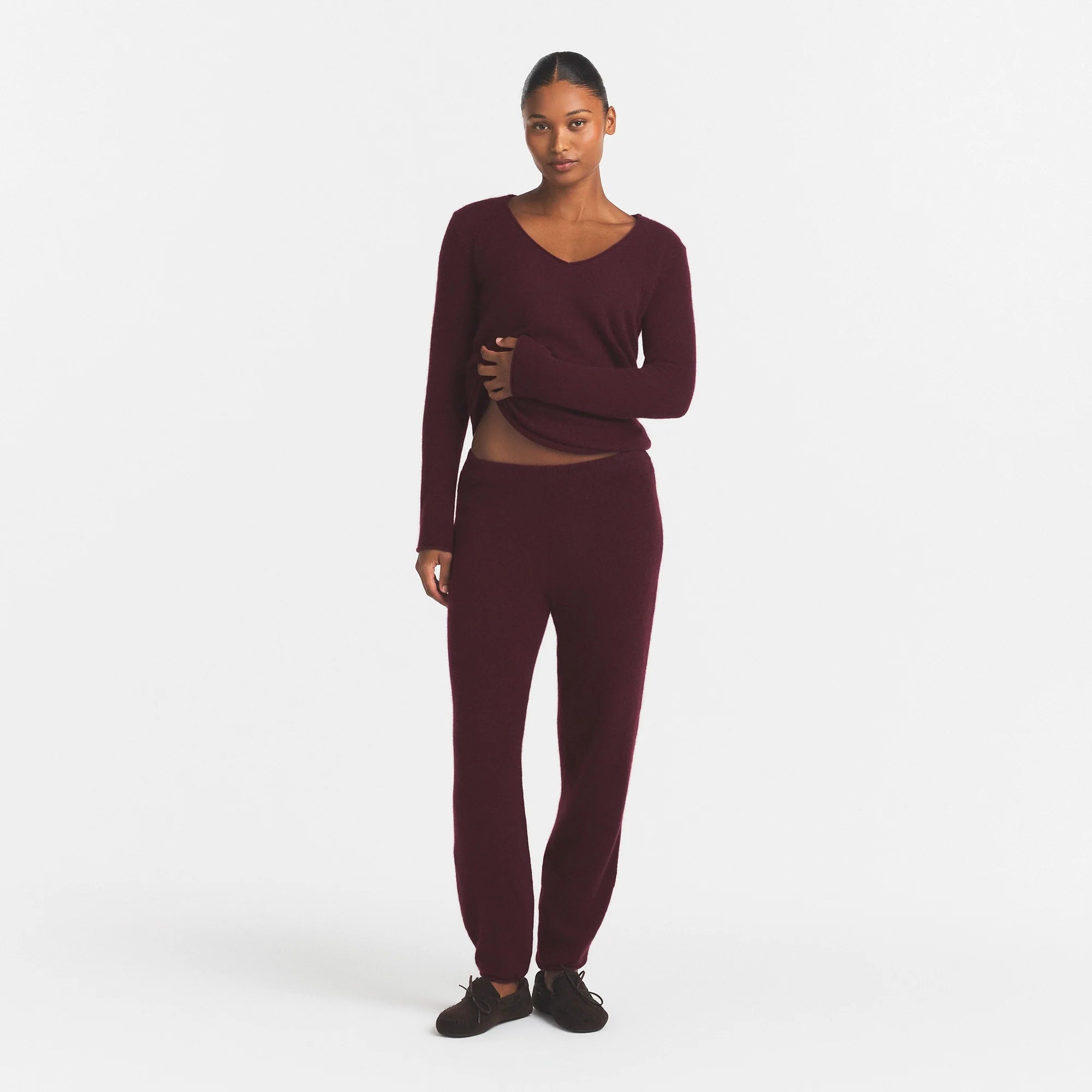 AIRY CASHMERE JOGGER | CURRANT