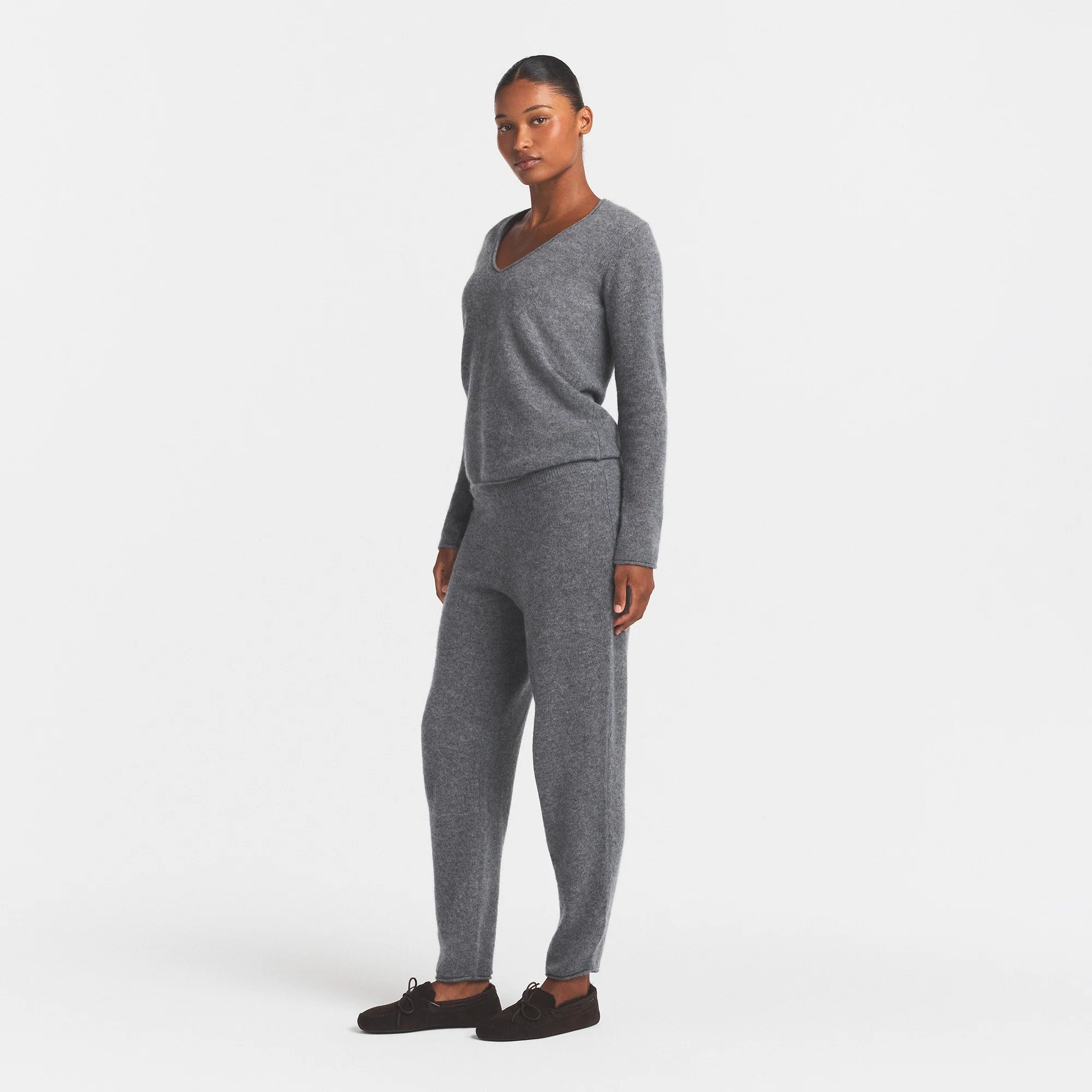 AIRY CASHMERE JOGGER | DARK HEATHER GREY