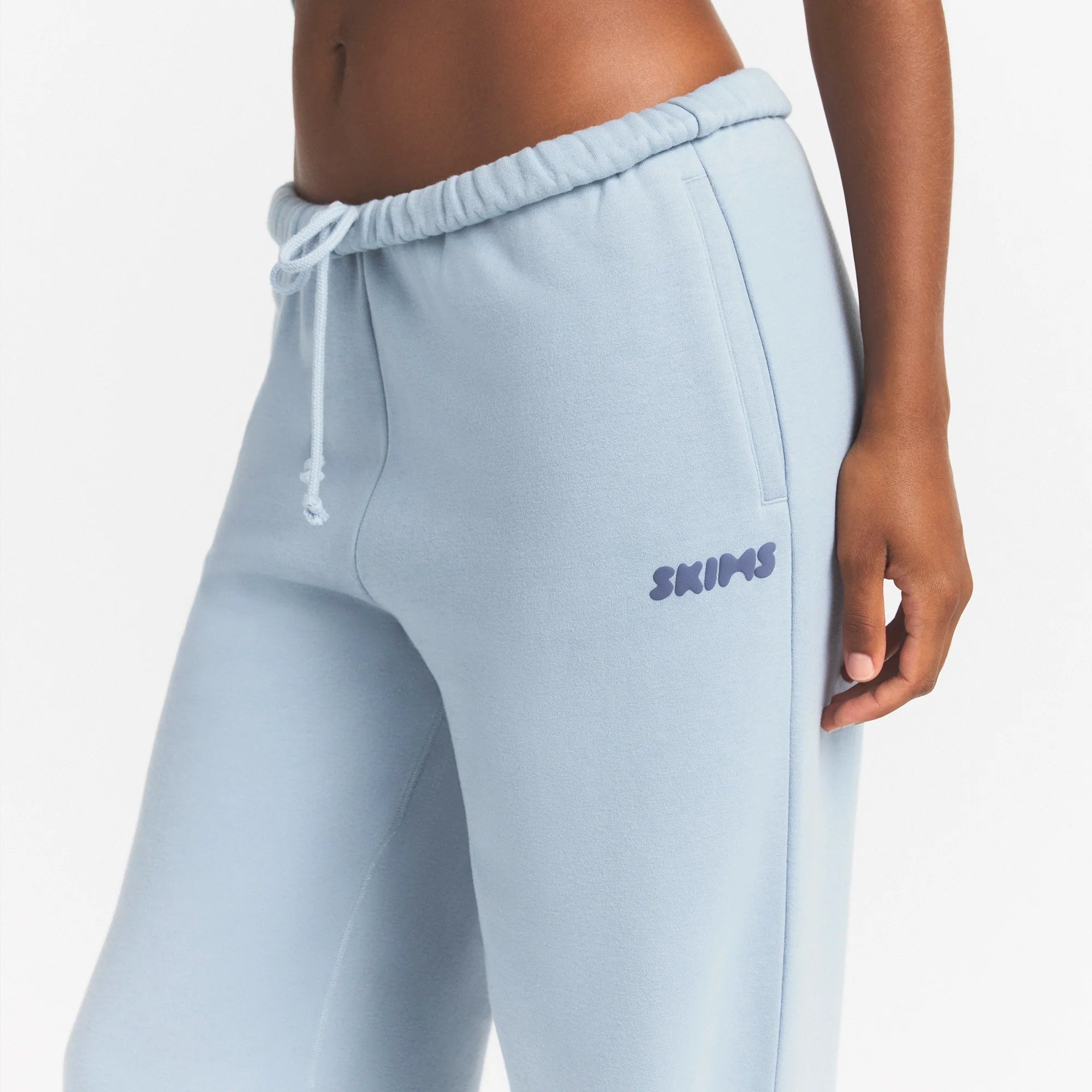COTTON FLEECE STRAIGHT LEG PANT WITH EMBOSSED LOGO | FOG