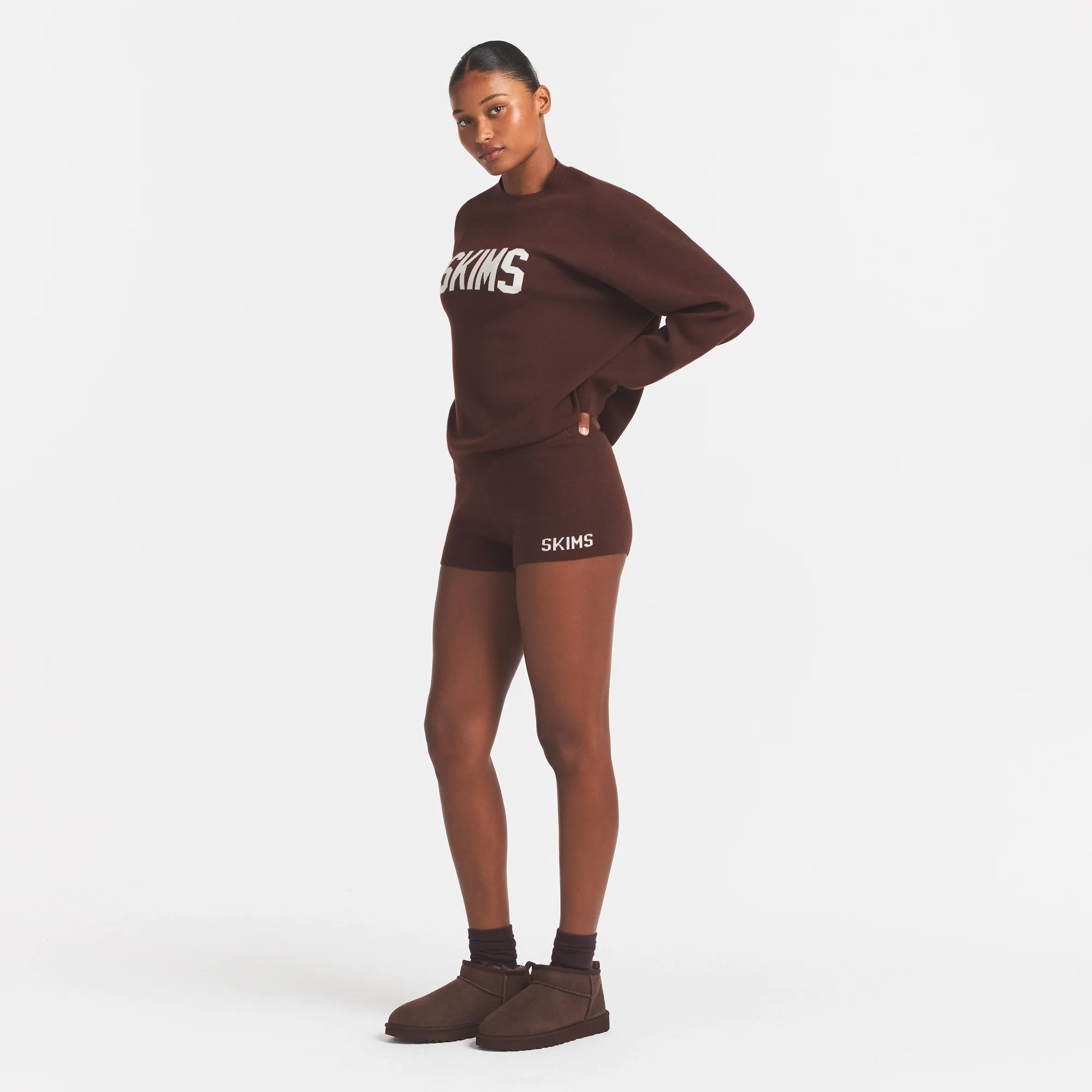 SWEATER KNIT LOGO SHORT | COCOA EGRET