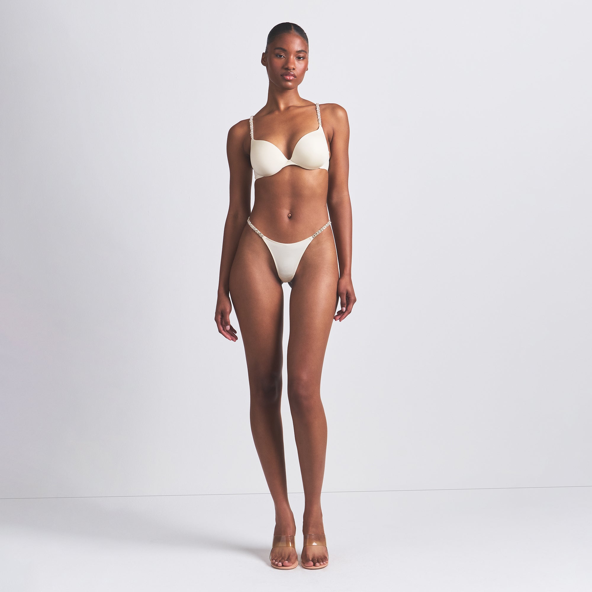 SKIMS ULTIMATE NIPPLE WIRELESS PUSH-UP BRA | ECRU