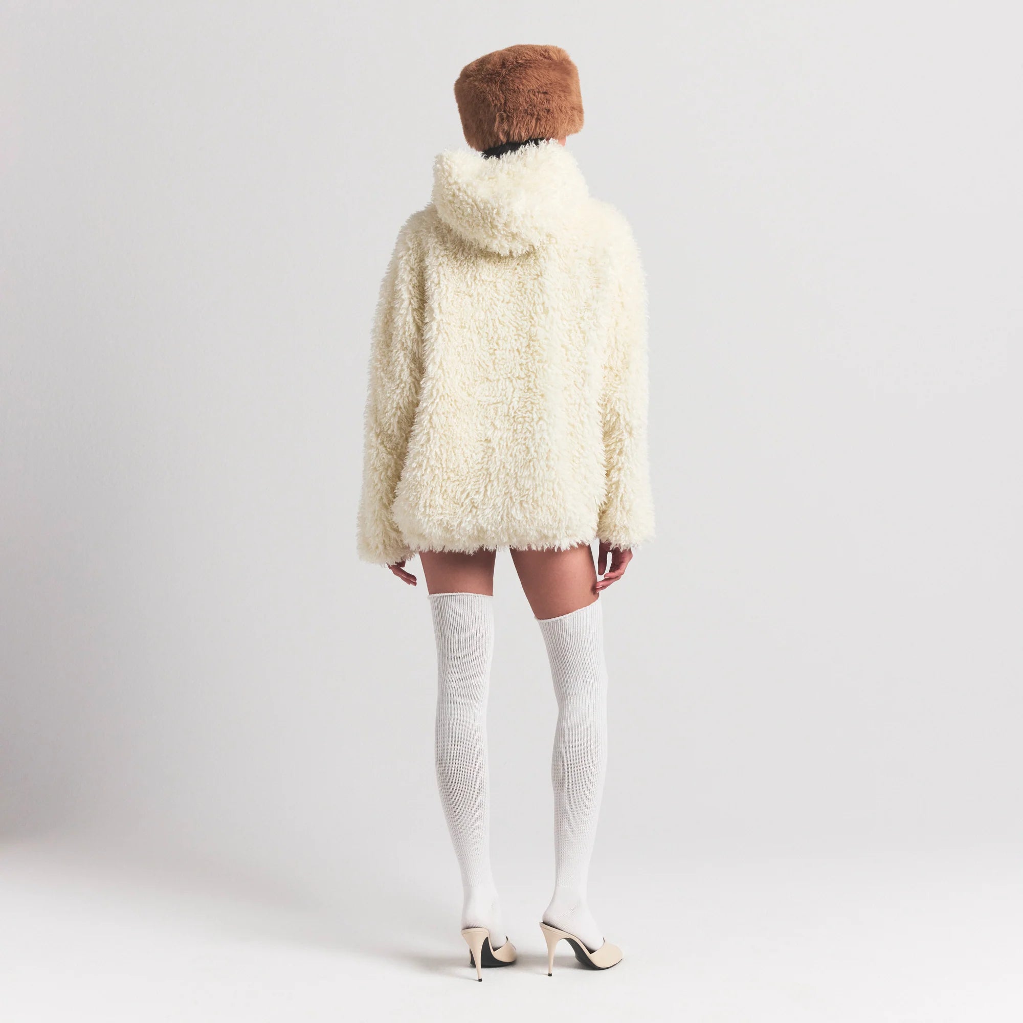FAUX FUR HOODIE | EGRET