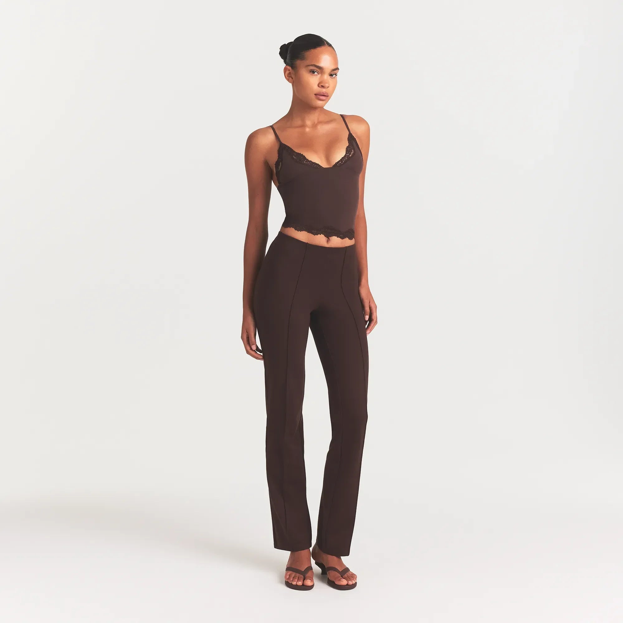 THE ESSENTIAL PANTS HIGH-WAISTED PINTUCK STRAIGHT PANT | ESPRESSO