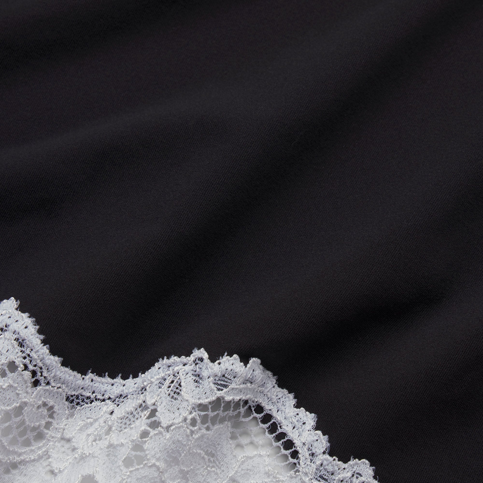FITS EVERYBODY LACE DIPPED THONG | OBSIDIAN CONTRAST