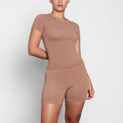 SOFT SMOOTHING T-SHIRT | SIENNA