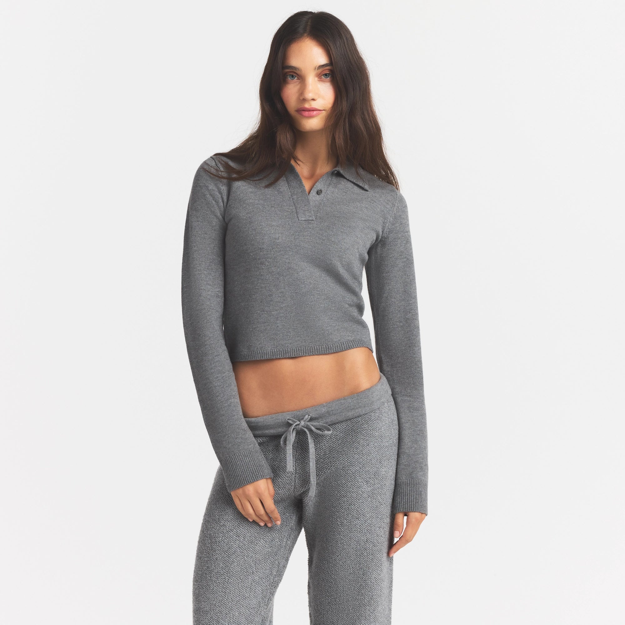 SWEATER KNIT LONG SLEEVE CROPPED POLO | DARK HEATHER GREY