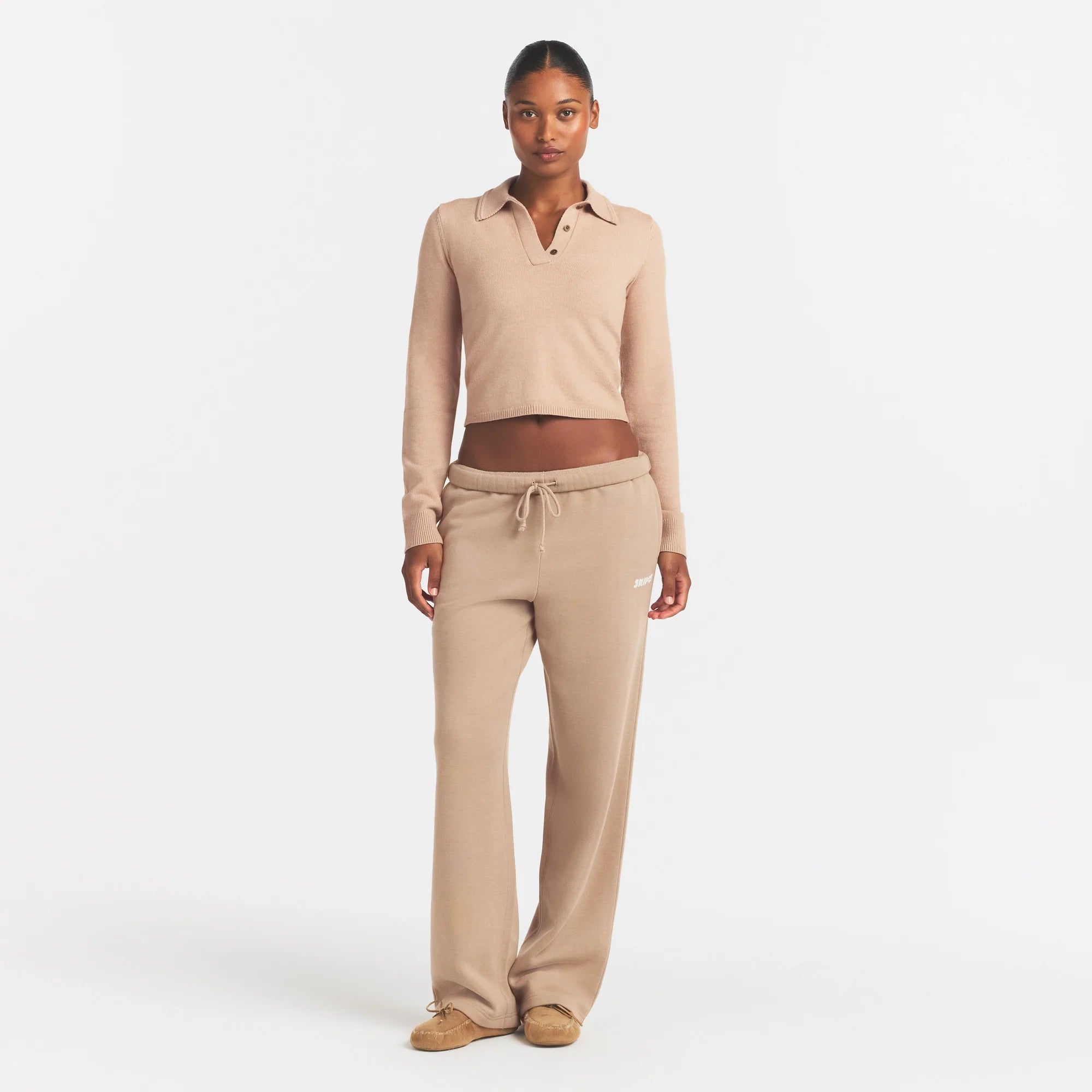 SWEATER KNIT LONG SLEEVE CROPPED POLO | TOFFEE