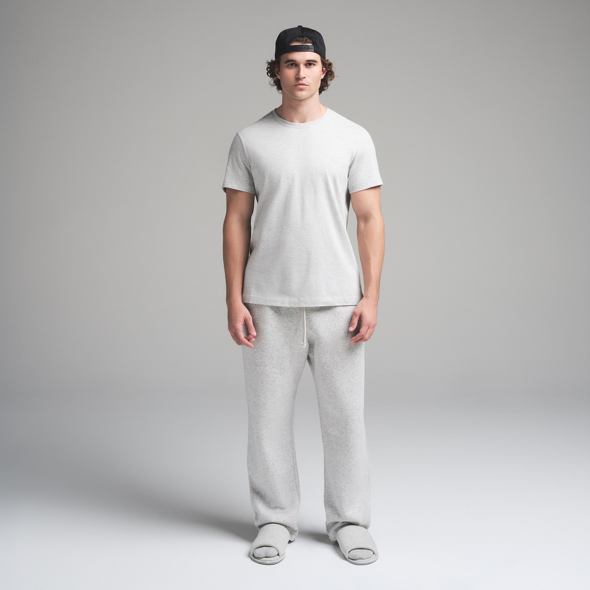 SKIMS COTTON MENS CLASSIC T-SHIRT | LIGHT HEATHER GREY
